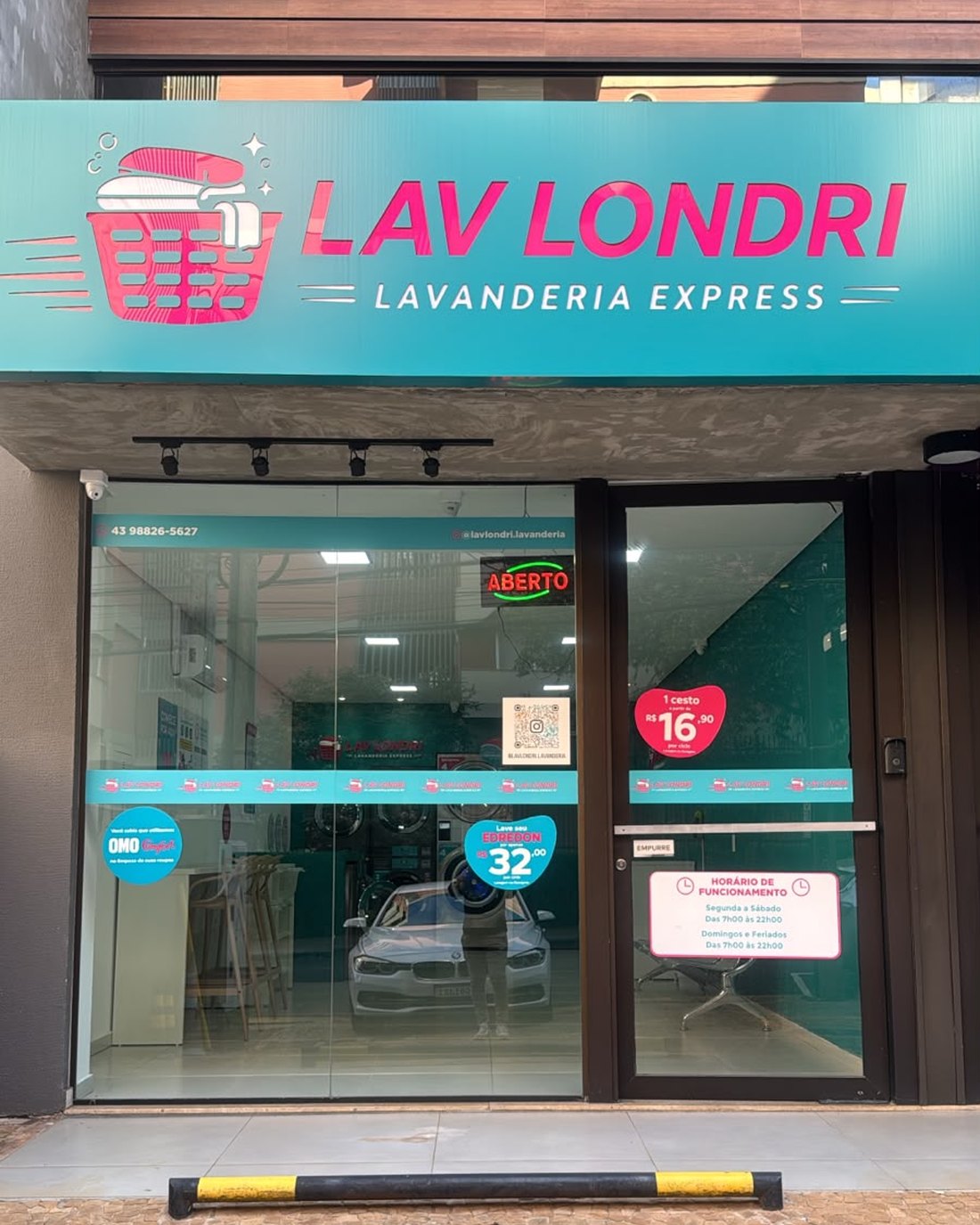 Fachada da Lav Londri Lavanderia Express no Centro de Londrina